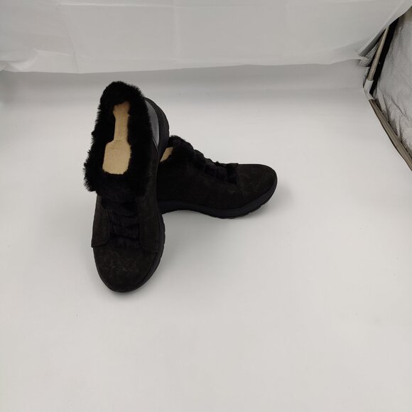 BZEES Golden Shoe in Black Size Women's 7 - Picture 4 of 6